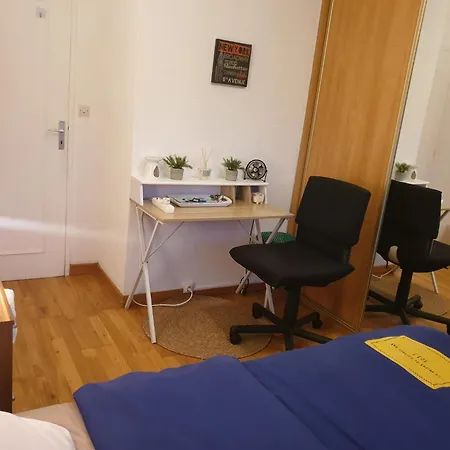 Διαμέρισμα Cozy Private -5 Mins From Cern -shared Saint-Genis-Pouilly