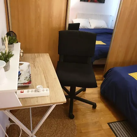 Cozy Private -5 Mins From Cern -shared Saint-Genis-Pouilly